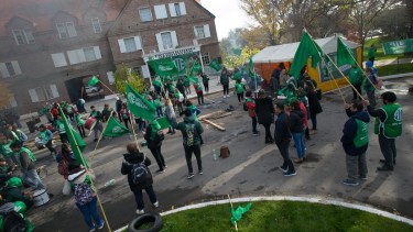 Durante las próximas horas convocará a los secretarios generales de toda la provincia para evaluar la oferta. Foto: Pablo Leguizamon
