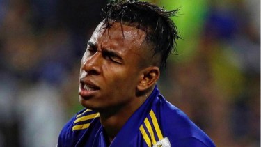 El jugador colombiano tiene una situación cada vez más comprometida. 
