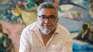 Entrevista a Cristian Alarcón: jardines, destierros y recuerdos del Alto Valle