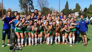 La selección de hockey femenino de Río Negro ascendió al Argentino B