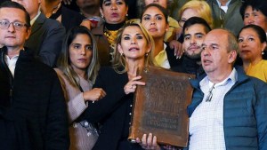 Más de 20 expresidentes repudiaron la condena a Jeanine Áñez en Bolivia
