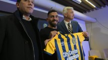 Imagen de Tevez en Rosario Central, la grieta corre por los pasillos del Gigante de Arroyito