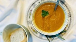 Sopa de boniatos con un toque de ghee