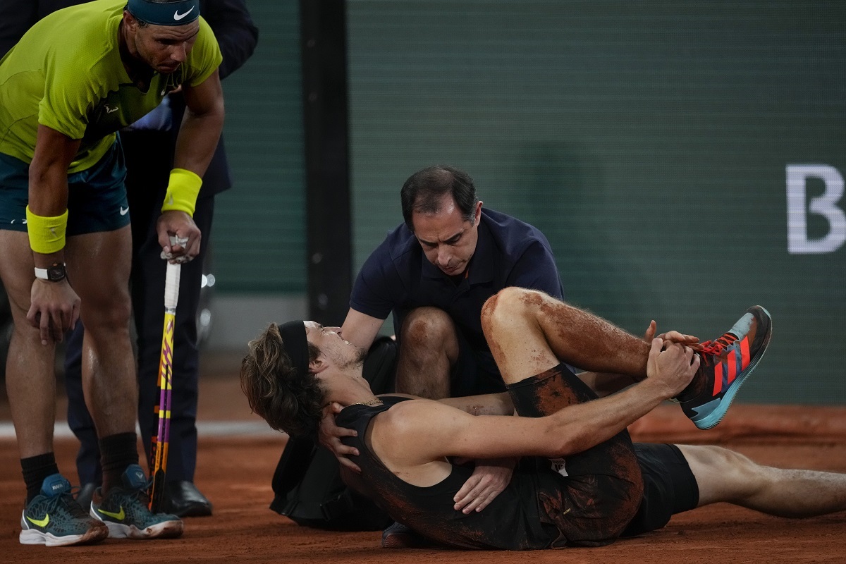 Nadal a la final de Roland Garros tras el abandono por lesión de Zverev. Foto: AP 