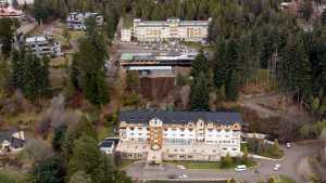 Tragedia en Bariloche: el dueño de Huinid decidió cerrar también el otro hotel