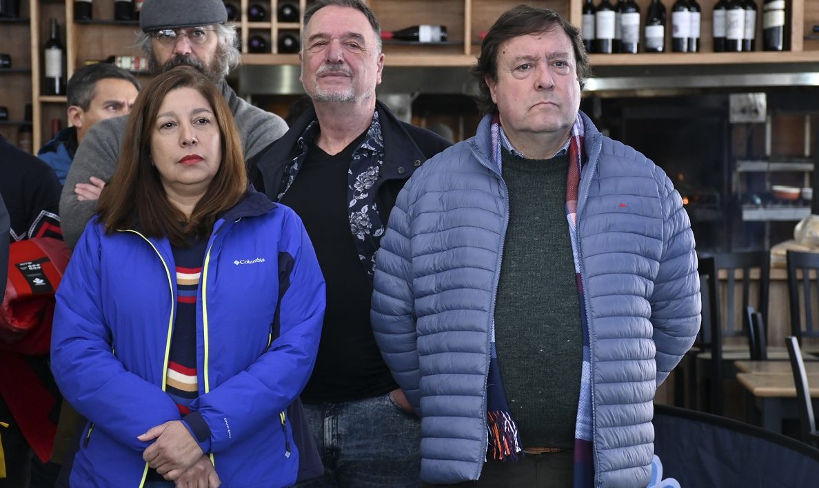 La gobernadora Arabela Carreras destacó la postura "prudente" de Weretilneck en la discusión entre Macri y Cristina. Archivo