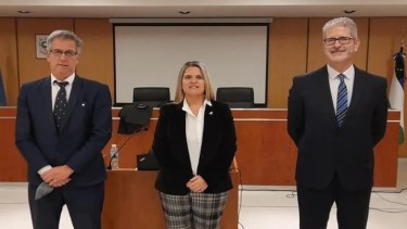 Jorge Crespo y Sergio Barotto propusieron desdoblar el horario de funcionamiento del Poder Judicial. (Foto archivo)