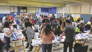 Unter desdobla elecciones y en algunas ciudades votarán tres veces en un mes