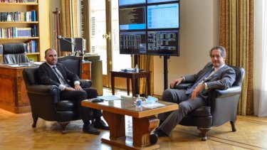 Martín Guzmán, ministro de Economía, y Miguel Pesce, titular del BCRA. 