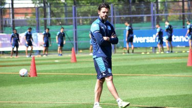El Racing de Fernando Gago jugará ante Agropecuario de Carlos Casares.