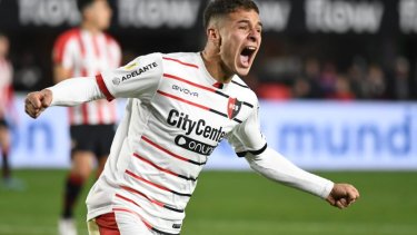 Newell’s venció a Estudiantes y es el único líder en la Liga Profesional