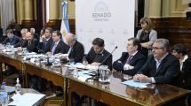 Imagen de Con apoyo de siete gobernadores y sin la oposición, el oficialismo avanzó con la ampliación de la Corte Suprema