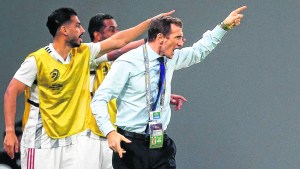 Australia deja sin Mundial al Vasco Arruabarrena y ahora va contra Perú por un lugar en Qatar 2022