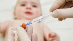 Vacunarán a niños contra el sarampión, rubeola, paperas y poliomielitis en Neuquén 