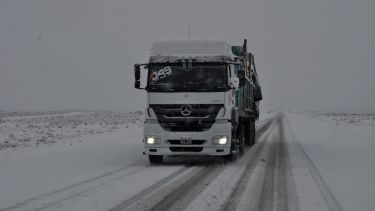 En algunos sectores la calzada presenta baja adherencia. Foto: Archivo.