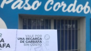 Continúa el programa municipal de entrega de leña y recarga de garrafas