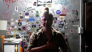 Martín Buscaglia llega a la región para presentar «Basta de música» y terminar con dos años «antipoéticos»