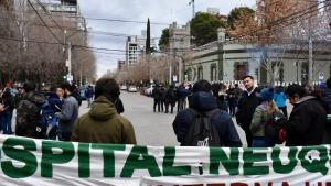 Cortes de ruta y calles en Neuquén, en un miércoles cargado de protestas