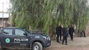 Despliegue policial en un barrio tras denuncia por abuso sexual de una niña con discapacidad, en Roca