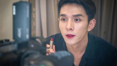 El muchacho tiene un público consolidado en redes, que lo siguen por sus trucos de maquillaje.-