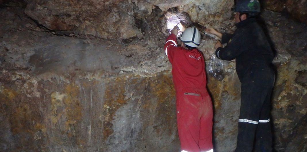 Desde el 2003 se están realizando estudios en las cavernas, por parte de una cátedra de la facultad de ingeniería de la UNCO. Foto: Neuquén Informa
