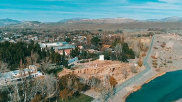 El robo afectó el servicio de internet y de celular en el norte neuquino. (Foto Neuquén Informa).-