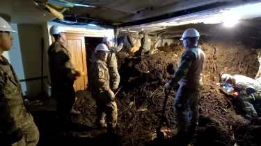 Agentes de  la Escuela Militar de Montaña trabajaron en las tareas d rescate con unas 40 personas desplegadas en el operativo tras el alud en Bariloche. Foto: Gentileza