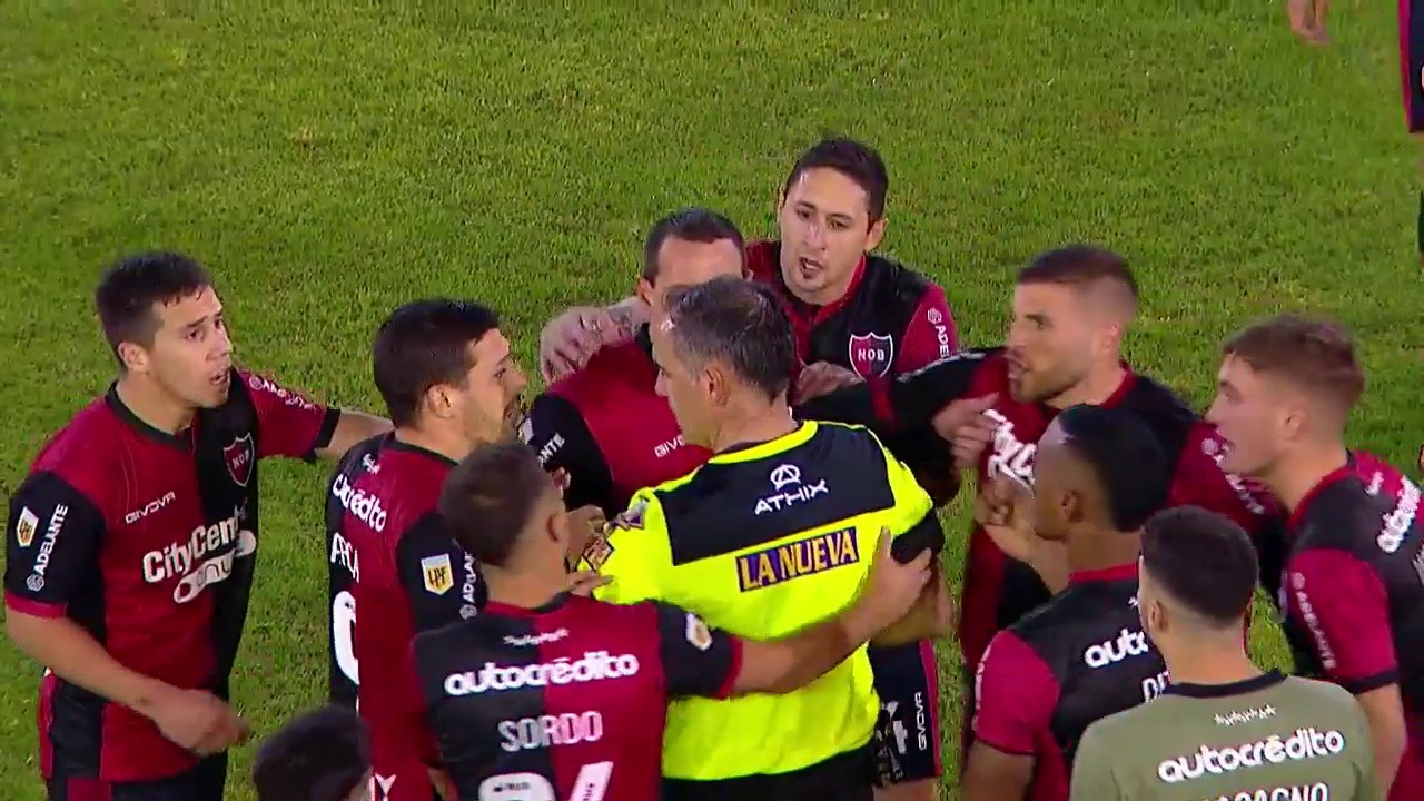 Cristian Lema tuvo duras palabras contra el arbitro Silvio Trucco. Foto: Gentileza Twitter @ESPNFutbolArg