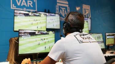 El VAR fue protagonista en Gimnasia-Racing por no funcionar. Foto: AFA