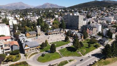 En la previa a la temporada invernal, Bariloche se colmó de turistas el finde XXL