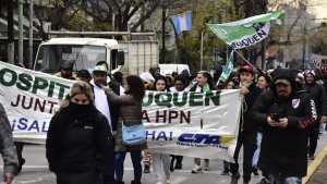El gobierno convocó a la paritaria de Salud para discutir el convenio y ATE levantó las protestas