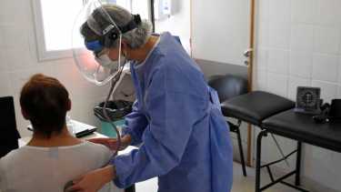 Covid 19:  en los últimos siete días hubo un promedio de unas 200 notificaciones diarias. Foto Archivo.