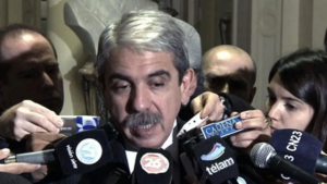 Avión venezolano: para Aníbal Fernández, «hasta ahora» no se encontraron vínculos con actividades ilegales