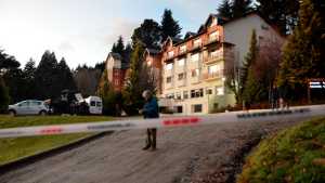 Pagarán 100.000 pesos para evitar una condena por golpear a un egresado en Bariloche