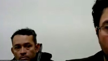 Fernando Cronenlbod (izquierda) , el imputado junto a su defensor Rubén Antiguala. 