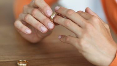 Si bien había rumores sobre la ruptura del compromiso, las partes no querían hacerlo público.-