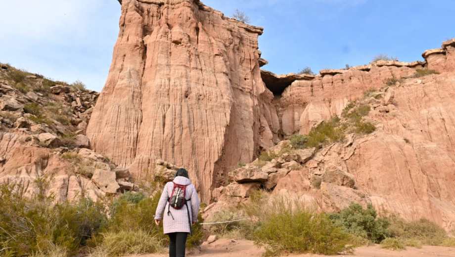 Un cuerpo sin vida fue hallado en la Cueva del León. Foto: Florencia Salto