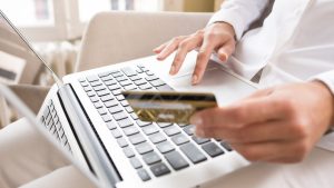 Cómo funcionarán las compras puerta a puerta a partir de la prohibición de cuotas