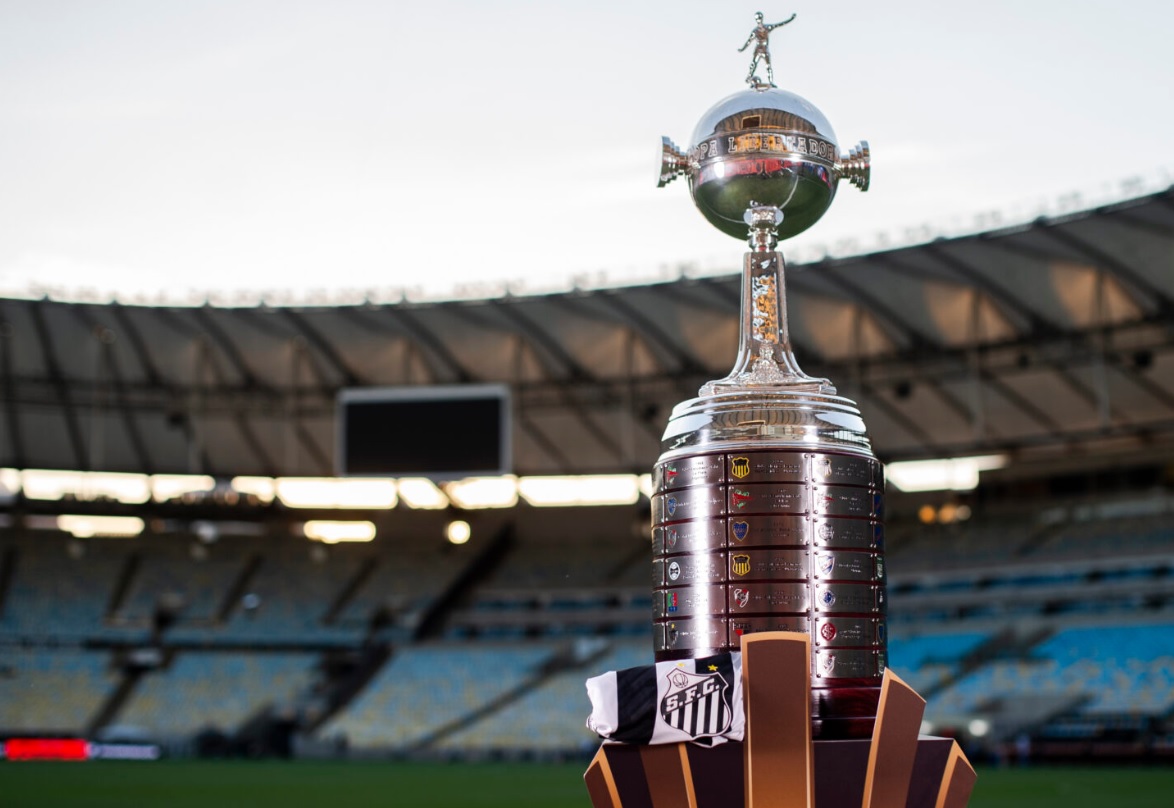 La Copa Libertadores y su televisación se verán modificadas para el año que viene. 