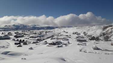 Así está Copahue hoy, cubierta por la nieve. Una maravilla de Neuquén al norte de la Patagonia. Foto: Nicolás Canter.