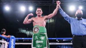 Una programación de boxeo con dos títulos en juego