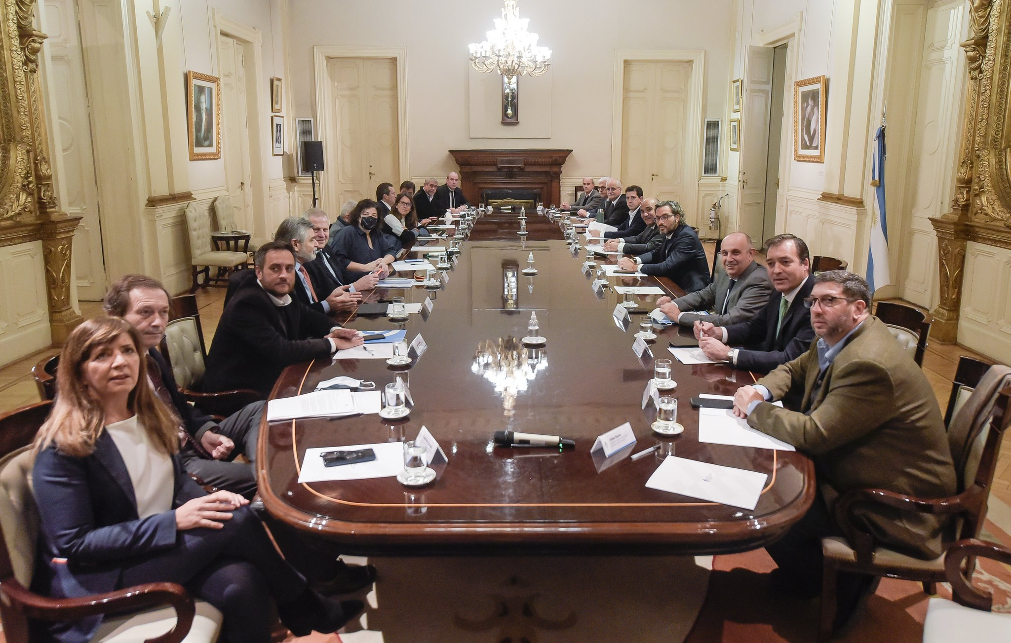 En la última reunión de Gabinete se sumó Alberto Fernández y pidió "redoblar los esfuerzos de la gestión".

