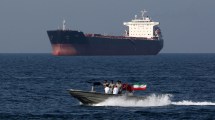 Imagen de Irán amenaza con bloquear rutas en el mar Rojo si persiste el cierre de Estados Unidos en sus puertos