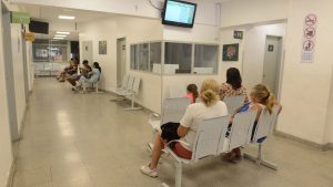 Una nena de 3 años murió y acusan a la niñera de encerrarla y ahogarla con monóxido