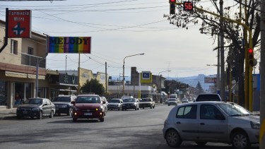 Instalarán cámaras para controlar cruce de semáforos en rojo en Regina