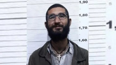 El hombre declaró venir de un recorrido por Latinoamérica, donde perdió sus documentos. Foto: gentileza.-