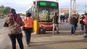 Koko suspendió frecuencias entre Chichinales y Regina y rápidamente surgieron los reclamos