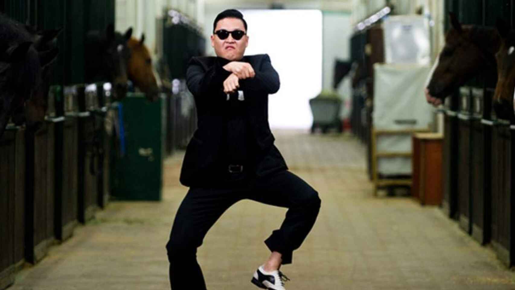 Fue el primer video de YouTube en alcanzar los mil millones de visualizaciones y le permitió a Psy conseguir algo que al K-pop siempre se le había resistido: el reconocimiento global. 