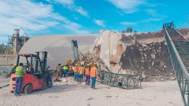Un trabajador de una cementera murió aplastado por un bloque de hormigón