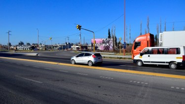 Reiteran pedido a Vialidad Nacional para reparar la Ruta 22 en el ingreso oeste de Regina